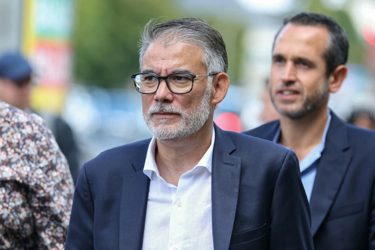 A Blois, le patron du PS Olivier Faure sous pression