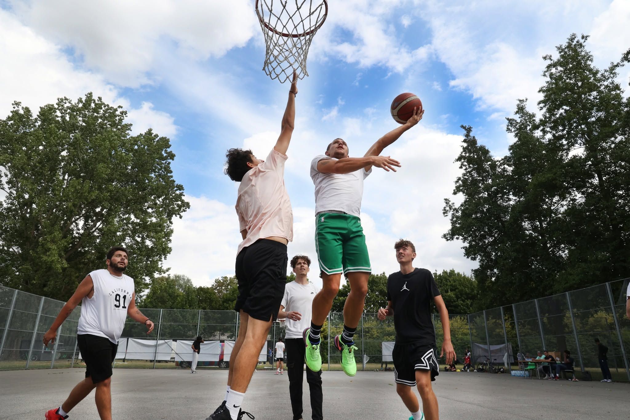 Amiens transforme le parc Saint-Pierre en terrain de loisirs cet été