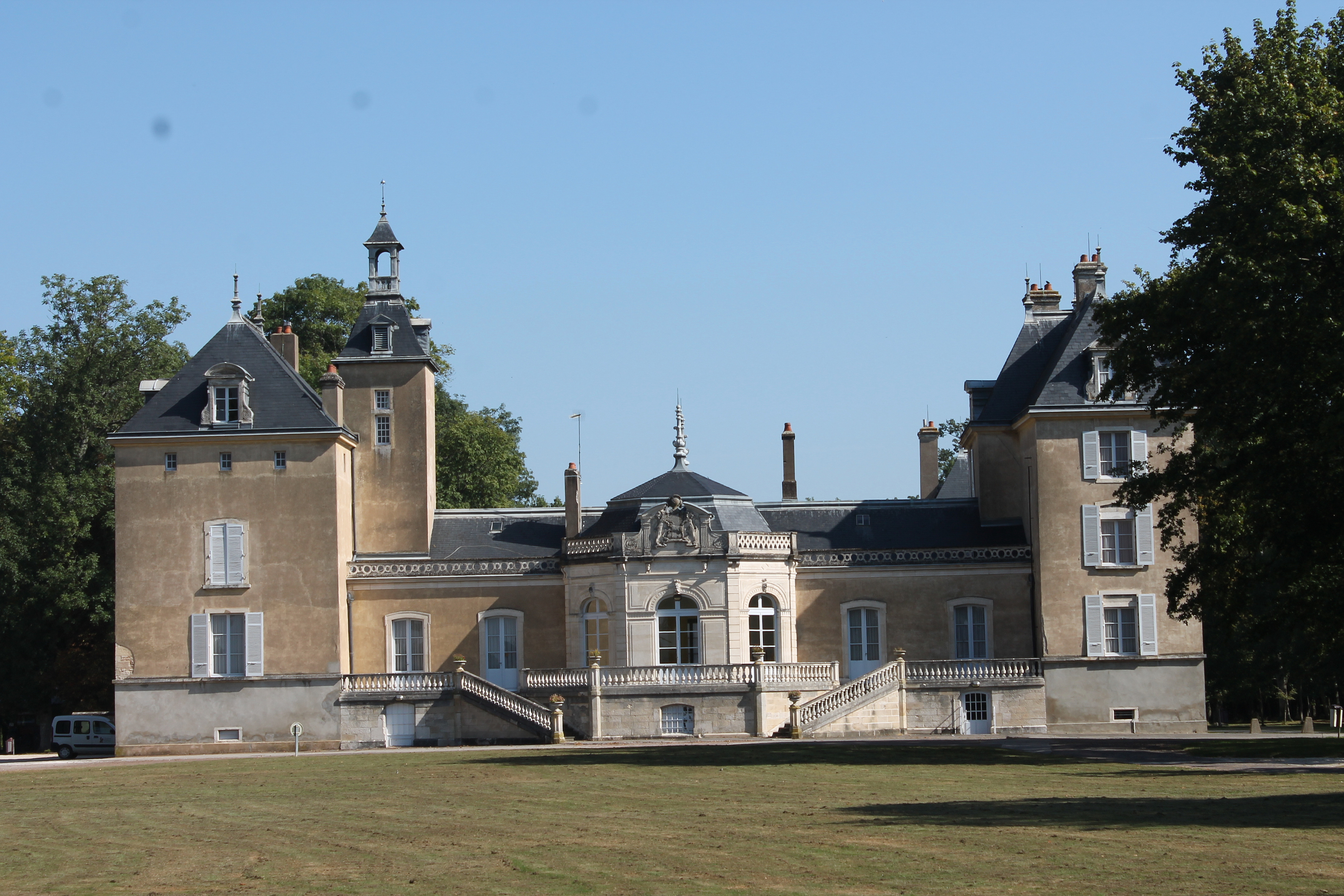 Saône-et-Loire : la 3ᵉ foire aux plantes revient au château de La Loyère