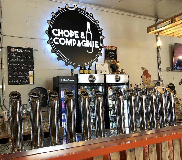 Le bar à bières Chope et compagnie inaugure un nouveau local à Beauvais