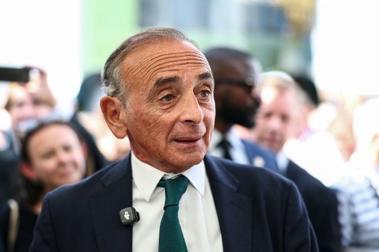 Présidentielle: Zemmour prévoit d'annoncer sa candidature 