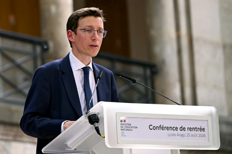 Rentrée: toujours des profs manquants dans 53% des collèges et lycées, selon le premier syndicat du second degré