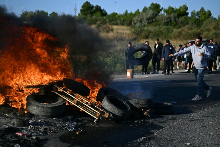 Carburant: nouveau blocage d'un dépôt pétrolier dans l'Hérault par des pêcheurs