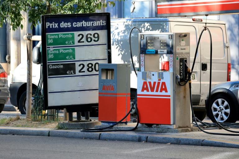 Energie, produits frais : en France, l'inflation grève le pouvoir d'achat des plus précaires