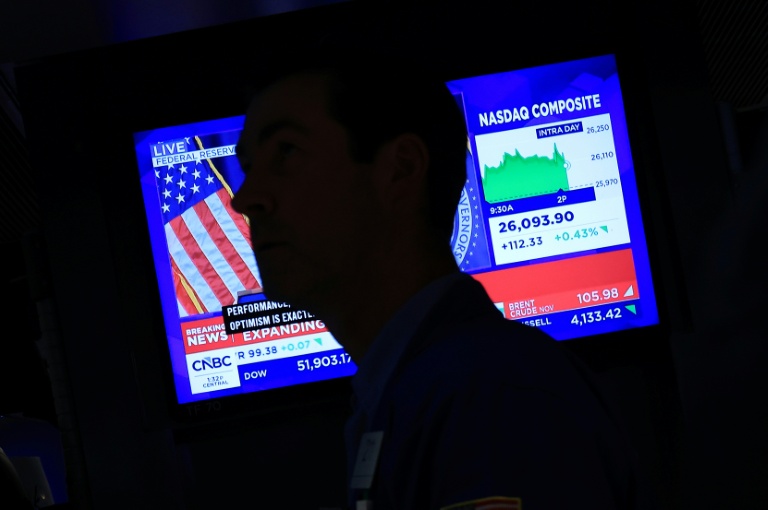 Wall Street clôture en nette hausse, salue le ton de la Fed
