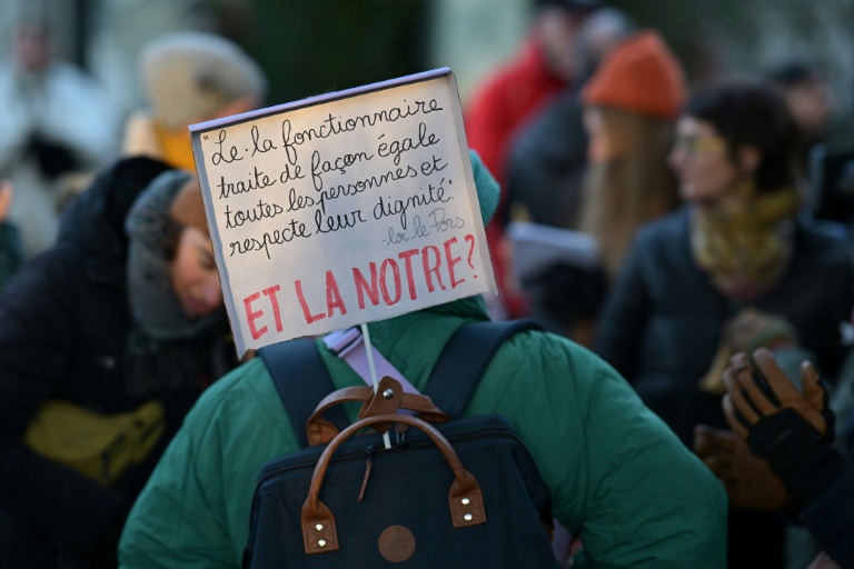 Budget: les fonctionnaires, à nouveau mis à contribution, dénoncent leur 
