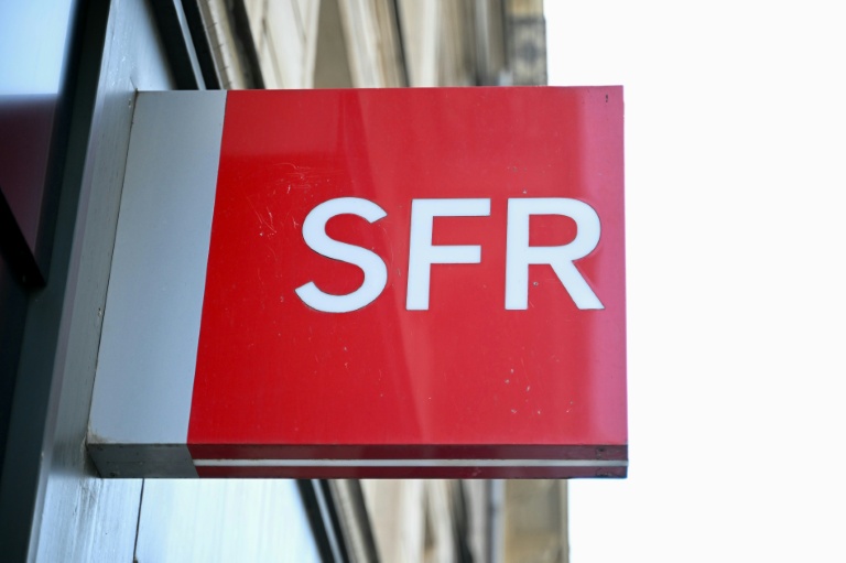 Vente de SFR: les salariés appelés à la grève jeudi après-midi