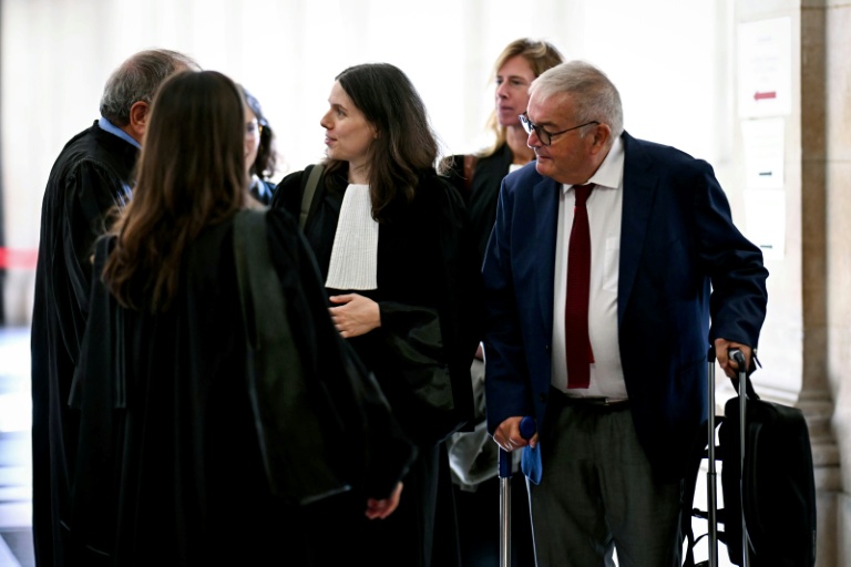 Au procès en appel du MoDem, Michel Mercier récuse tout "tripatouillage" ou "entourloupe"