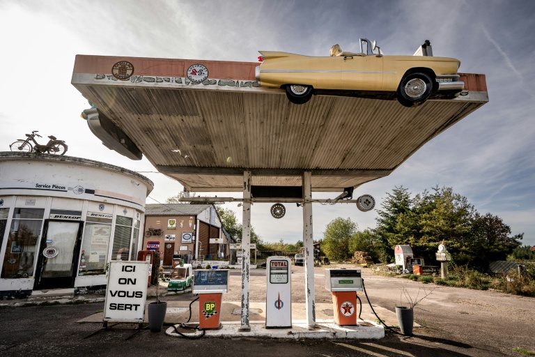 Carburants : face à une crise "jamais vue", les stations-service ont le blues
