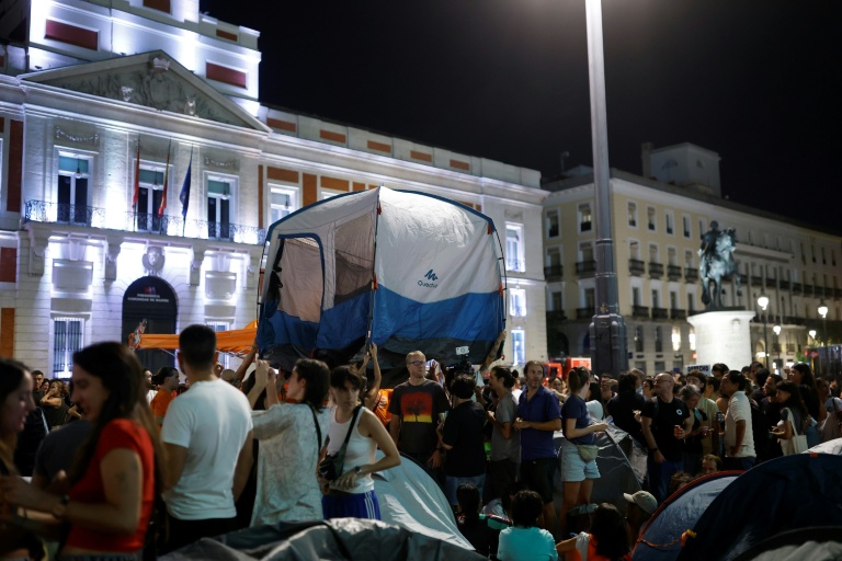 Droit au logement: des manifestants campent dans le centre de Madrid