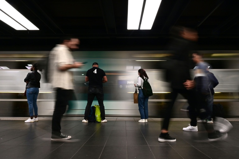 Agression dans les transports: la leçon de Marguerite, héroine du RER C