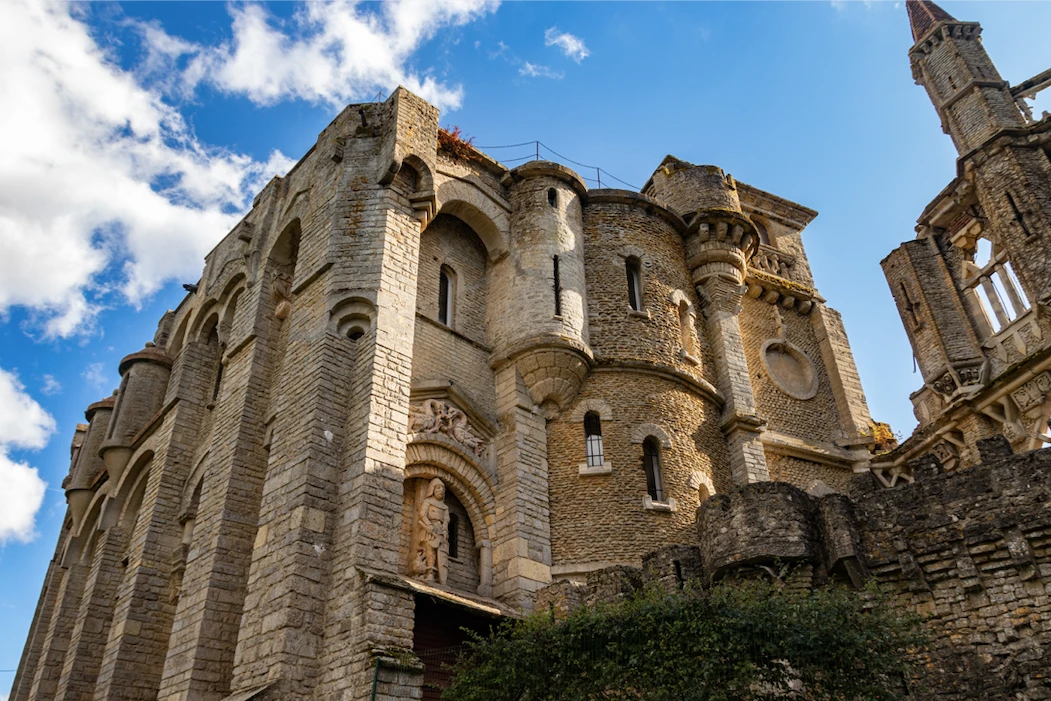 Boulogne-la-Grasse : une visite du château mystérieux lors des Journées européennes du Patrimoine