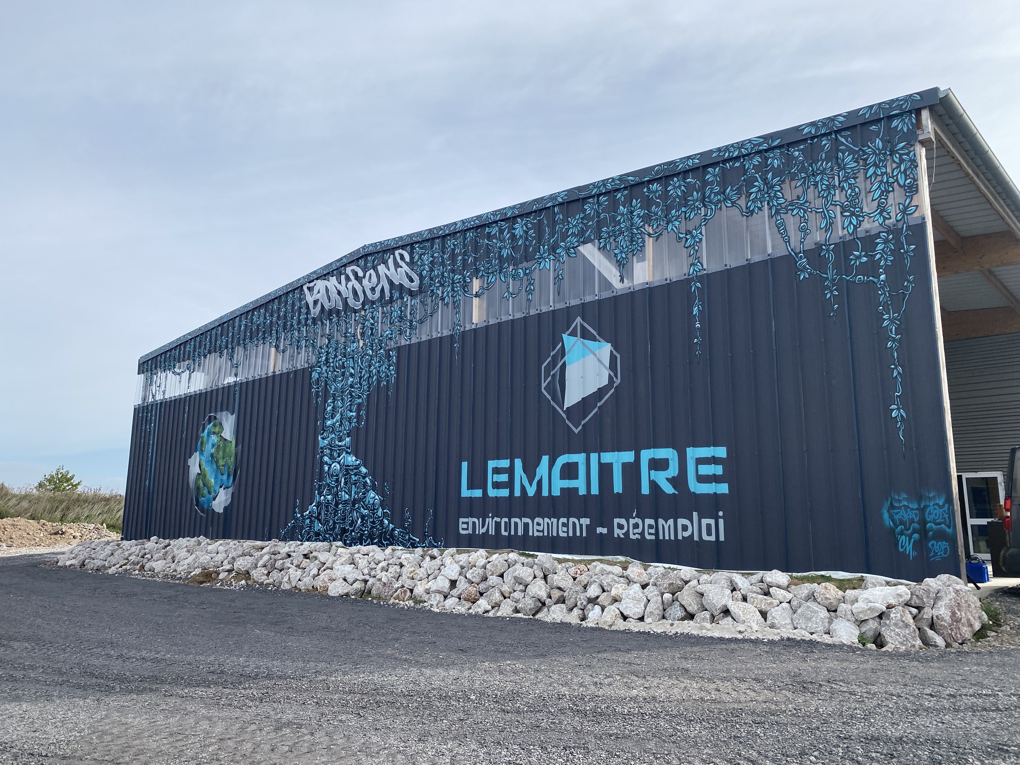 Abbeville : le bâtiment totem unique de Lemaitre Environnement et Lemaitre Réemploi inauguré