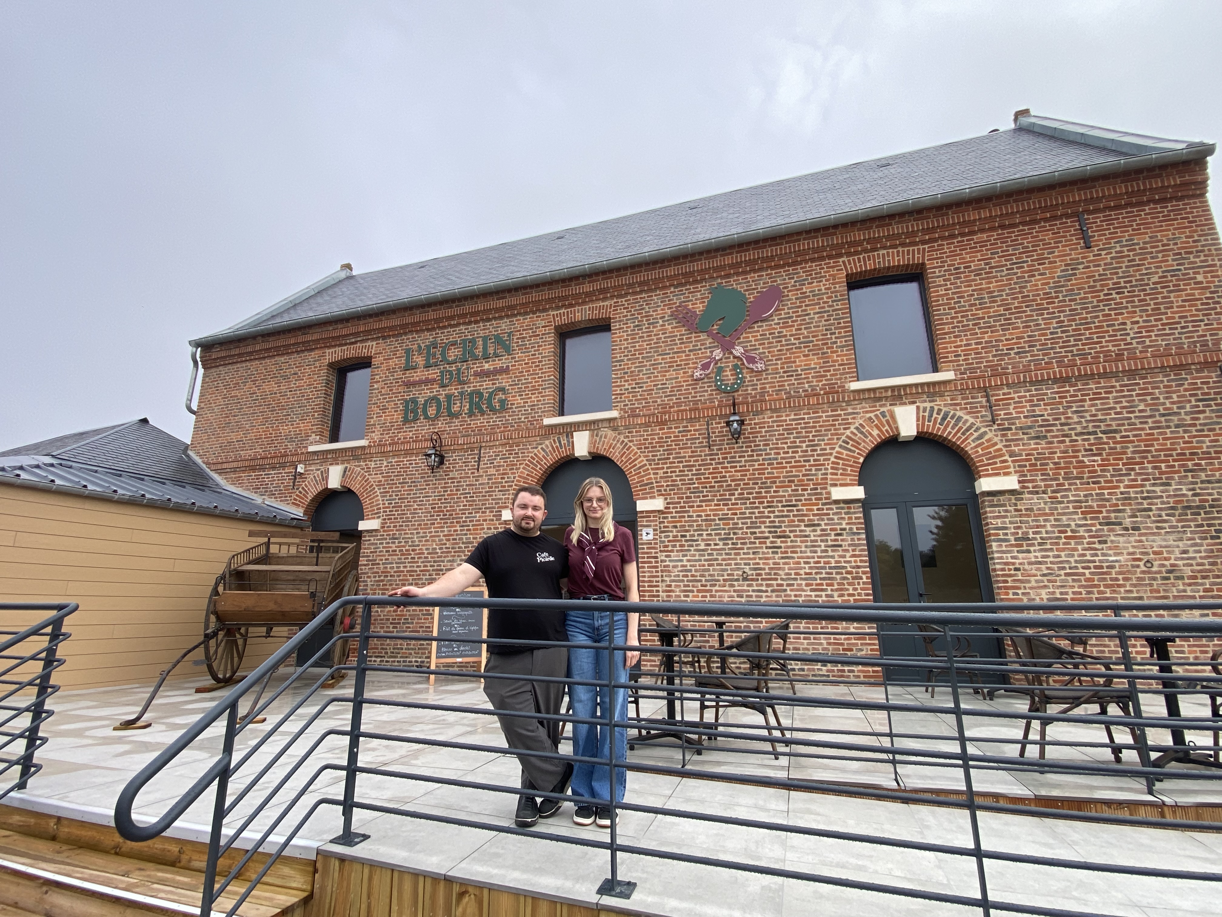 Hornoy-le-Bourg : le restaurant atypique L’écrin du bourg rencontre déjà un vif succès