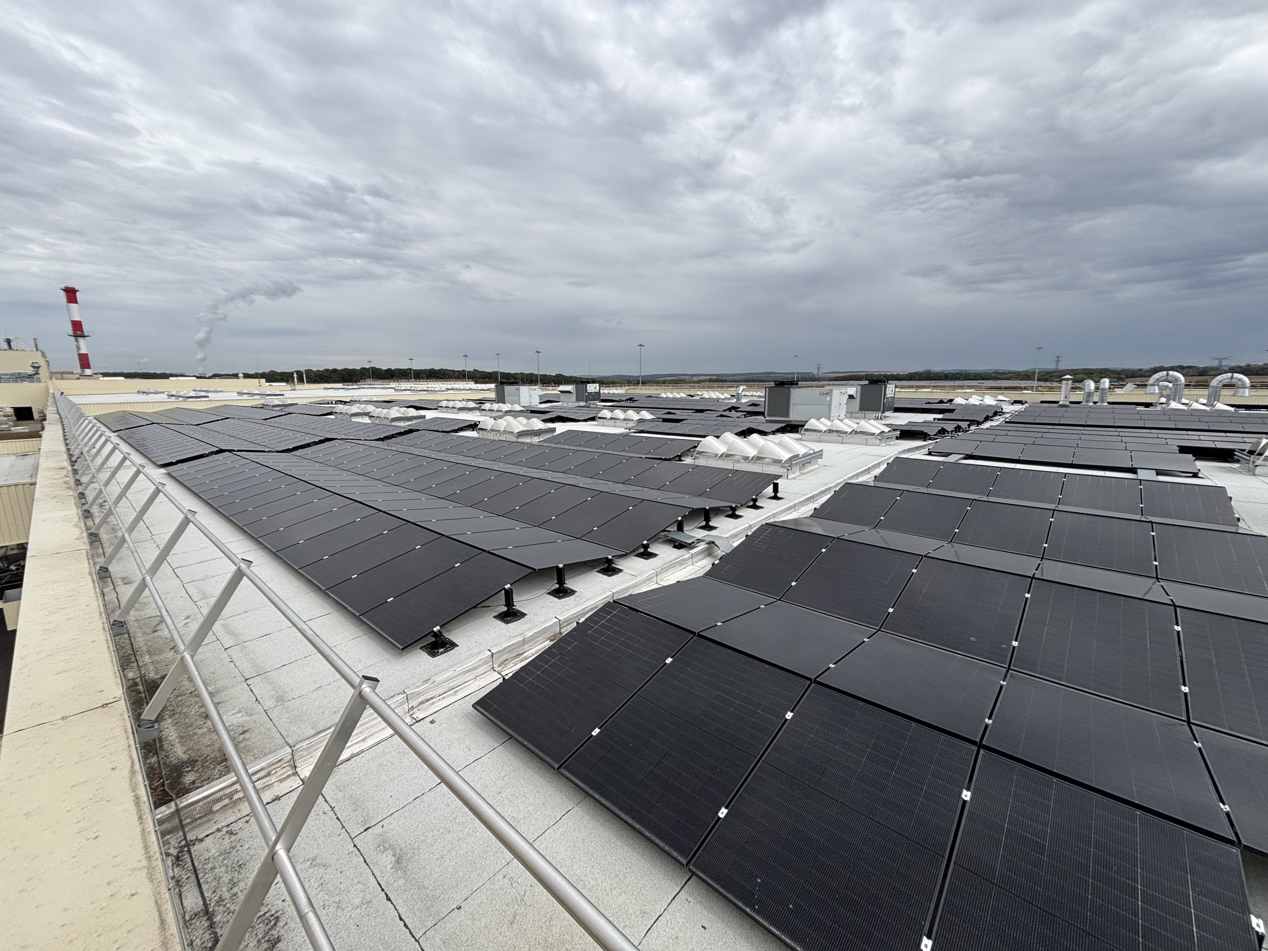 À Illange, l’usine de Knauf Ceiling Solutions poursuit sa montée en puissance