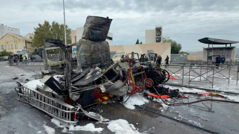 Blocage des lycées : Matignon condamne des 