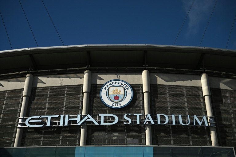 Affaire Manchester City: le club fait appel, la Fédération pointe des 