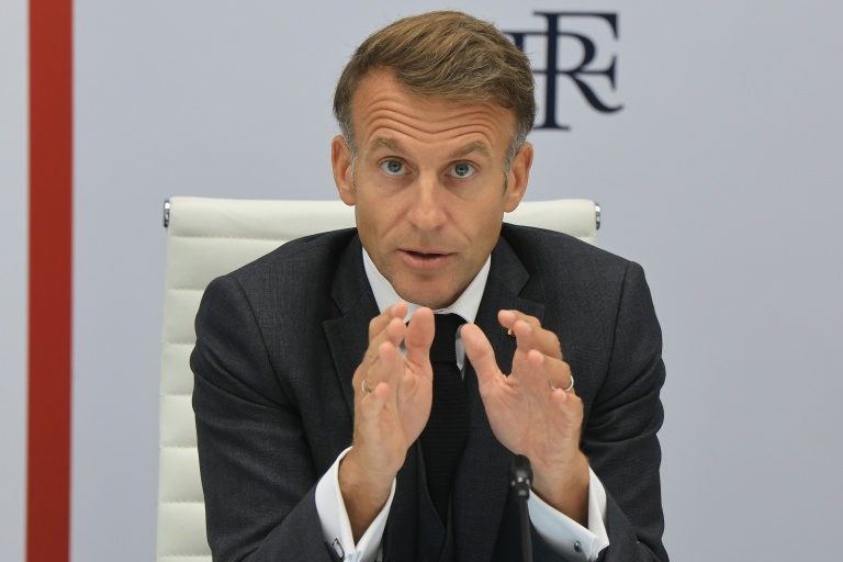 Macron a assisté à un tir d'exercice d'un missile nucléaire lancé, sans charge, depuis un sous-marin