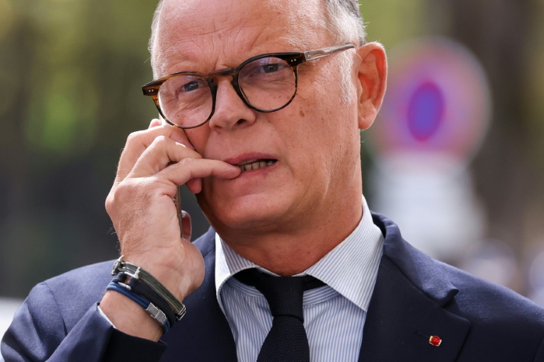 Présidentielle: Édouard Philippe au défi de l'enthousiasme
