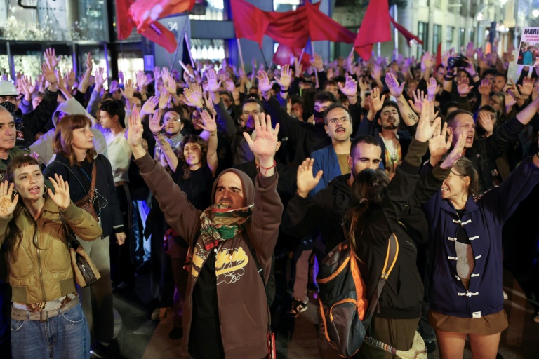Espagne: vive émotion après la mort de Maricarmen Abascal, symbole de la crise du logement