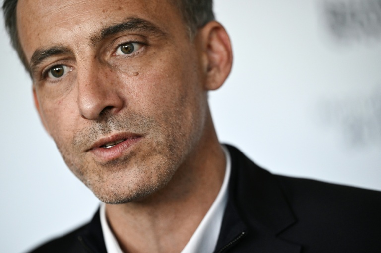 Primaire: à la veille du premier tour Glucksmann favori, sans convaincre complètement