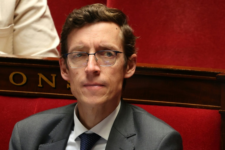 Lycées : Geffray présentera un plan d'urgence pour les remplacements d'ici quelques jours