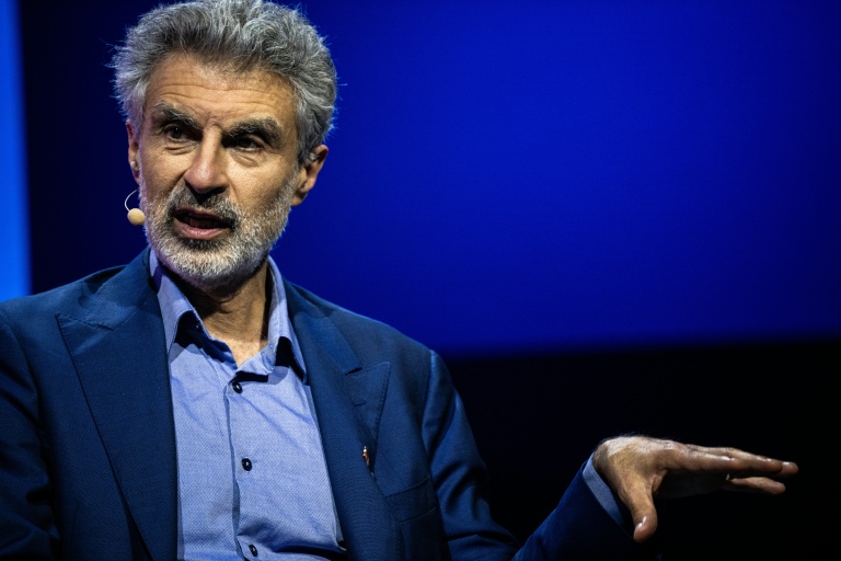IA: 225 chercheurs réclament des 