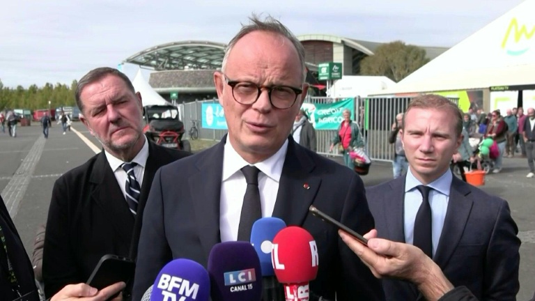 Philippe tacle le programme du RN en agriculture, "contraire à l'intérêt de la France"
