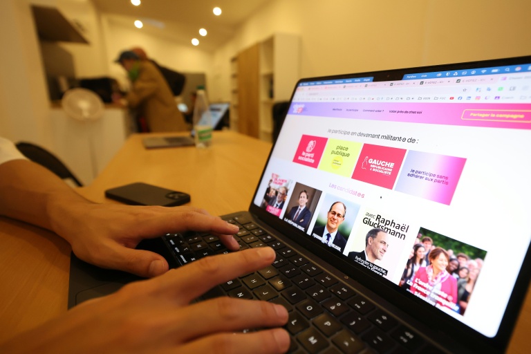 Cyberattaque sur la primaire sociale-démocrate: seulement 20.000 votants à 19H00