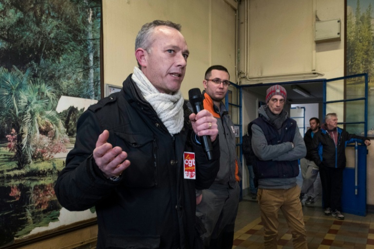 Au Mondial de l'Auto, la CGT demande un 