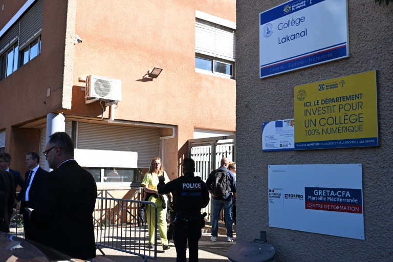 Fusillade d'Aubagne: le suspect de 14 ans présenté ce mercredi matin à la justice antiterroriste