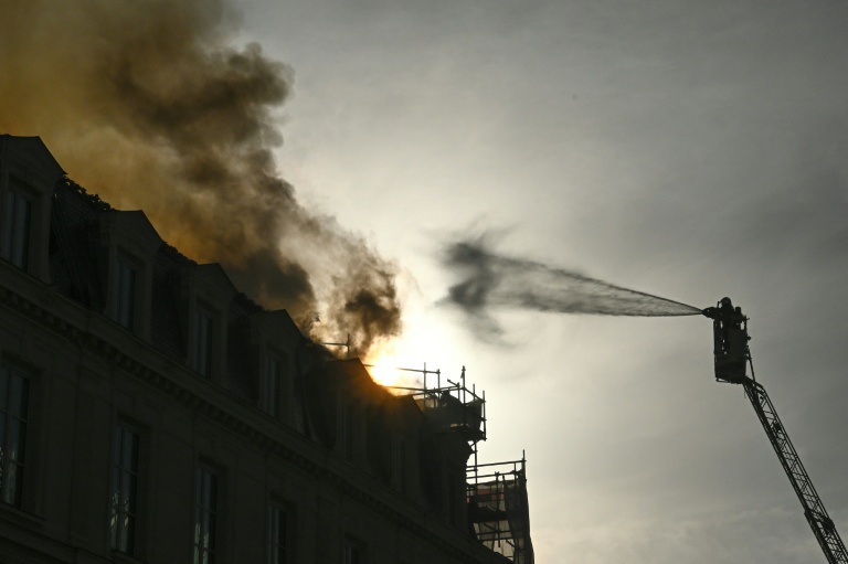 Paris : incendie près de la gare d'Austerlitz