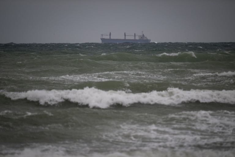 La Roumanie annonce sept disparus en mer Noire après l'incendie d'un navire