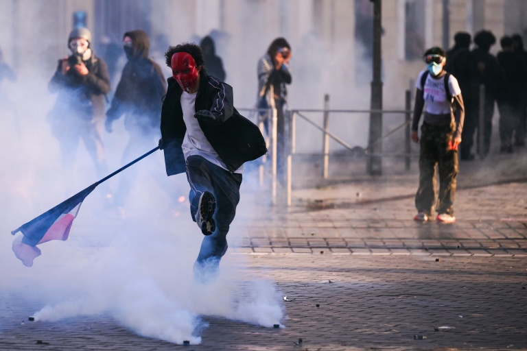 Le 17 octobre vire au chaos dans le centre de Bordeaux