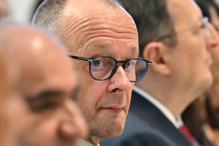 Merz annonce une manne d'investissements privés pour relancer l'Allemagne