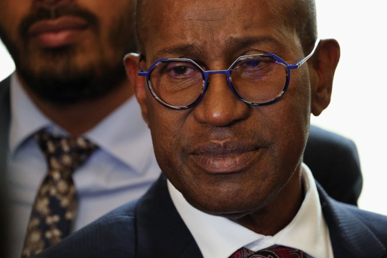 Esclavage: le Parlement abroge symboliquement le Code noir