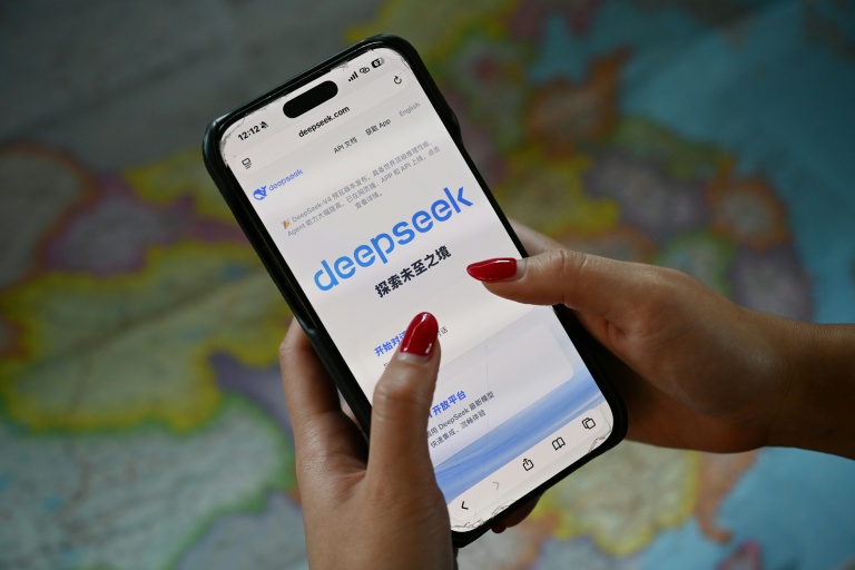 Cinq choses à savoir sur DeepSeek, le champion chinois de l'IA