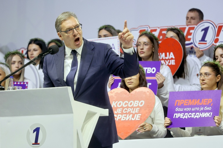 Aleksandar Vucic, longtemps maître de la politique serbe et désormais contesté