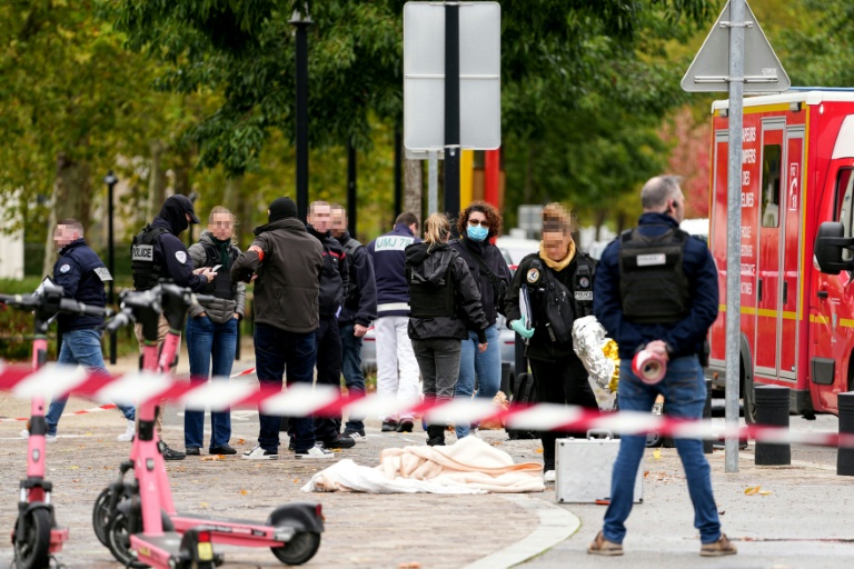 Attaque dans les Yvelines: le suspect et quatre de ses proches entendus par les enquêteurs, son profil en question