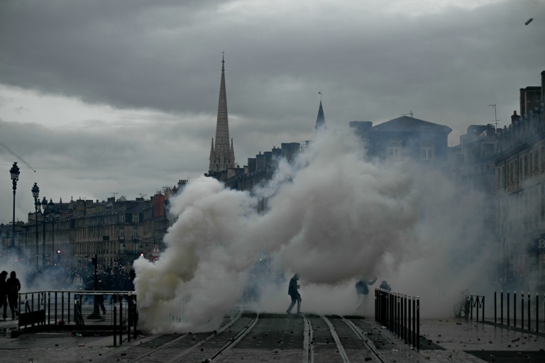 Manifestations de samedi en France : 1.314 interpellations, 53 membres des forces de l'ordre blessés, selon l'Intérieur