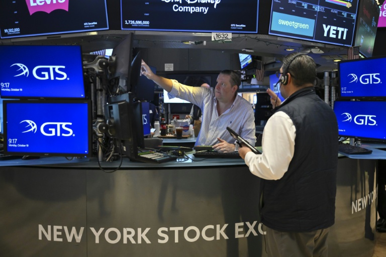 Wall Street clôture en hausse, l'IA reprend des couleurs