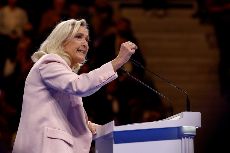 Pour le RN comme LFI, des conflits à la chaîne contre les médias