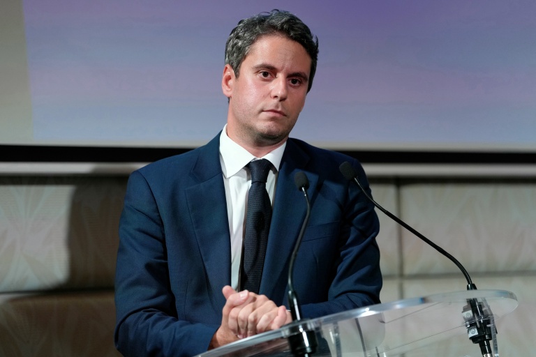 Présidentielle : Attal franchit le pas et prône une 