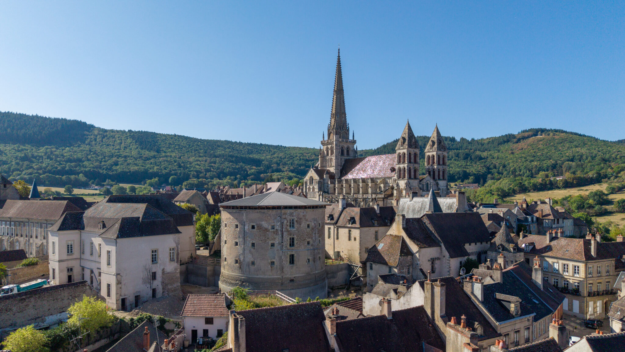 Autun : 11 entreprises bourguignonnes mobilisées pour achever le Musée Rolin