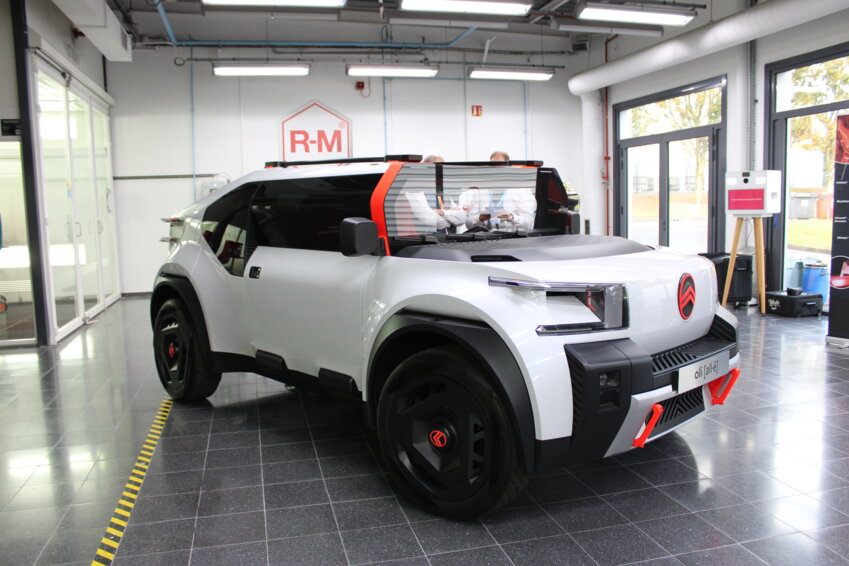 Le concept car électrique Oli, conçu par BASF et Citroën, représente la voiture du future. (c)VK