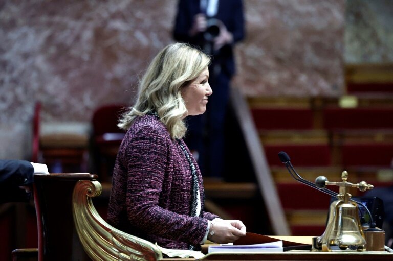 La présidente de l'Assemblée nationale, Yaël Braun-Pivet, lors des questions au gouvernement, le 5 mars 2025 à Paris © STEPHANE DE SAKUTIN
