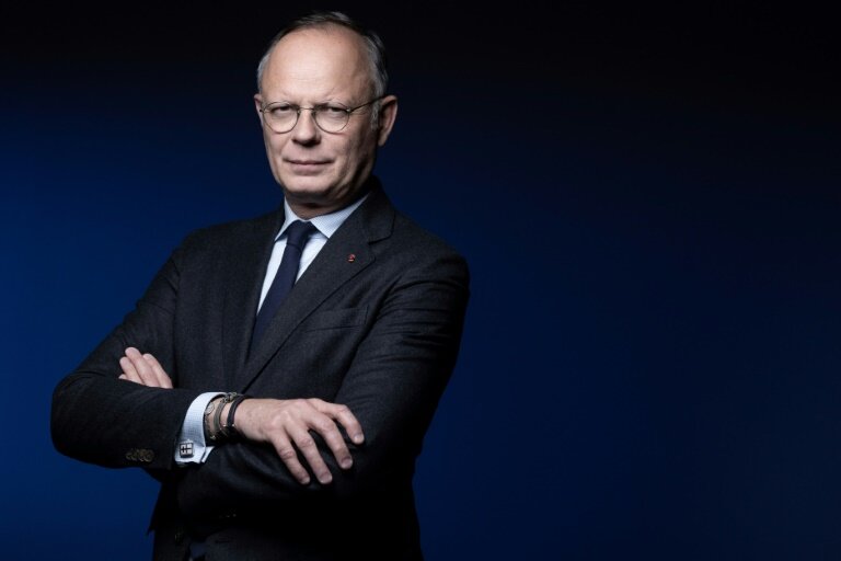 Le maire du Havre Edouard Philippe lors d'une séance photo à Paris le 26 février 2025 © JOEL SAGET