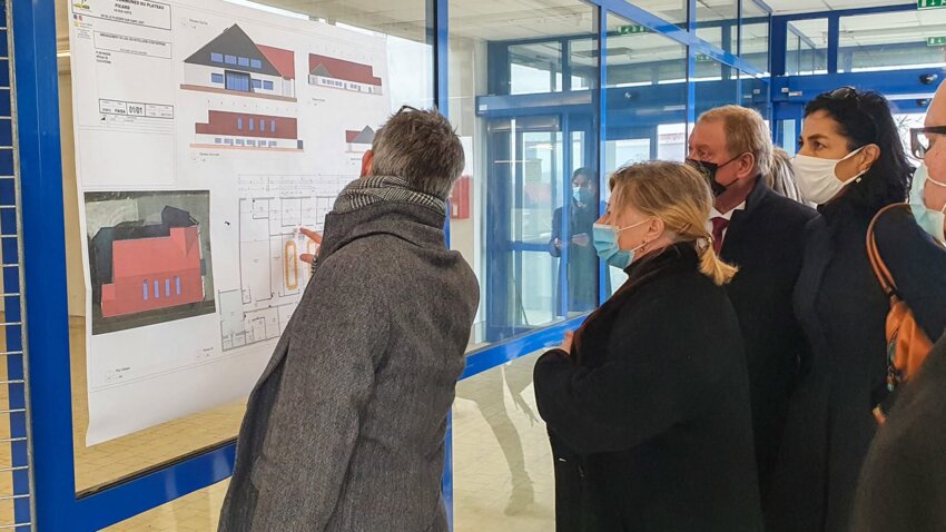 ©Communauté de Communes du Plateau Picard Présentation d'un projet d'aménagement du bâtiment de l'ancien magasin "Lidl"