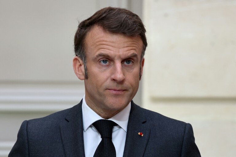 Le président Emmanuel Macron à l'Elysée, le 28 mars 2025 à Paris © Sarah Meyssonnier