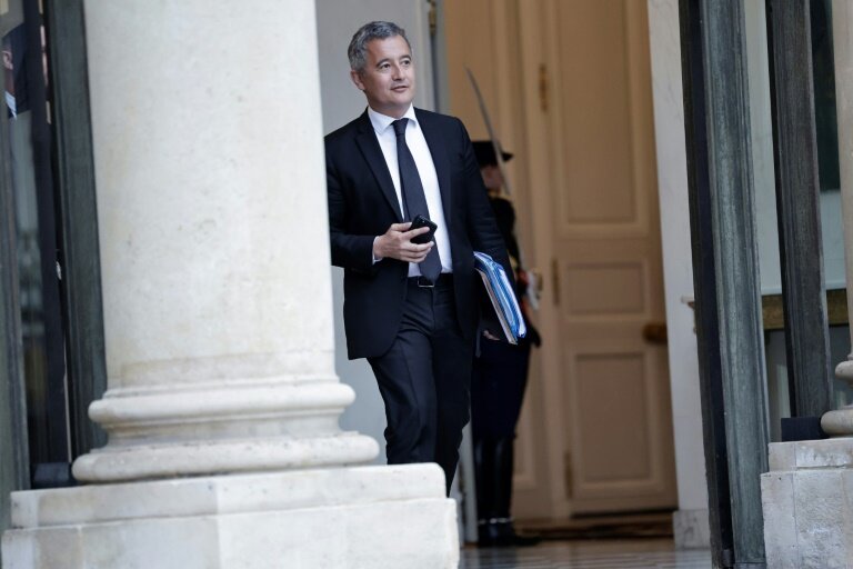 Le ministre de la Justice Gérald Darmanin à la sortie de l'Elysée, le 21 avril 2025 à Paris © STEPHANE DE SAKUTIN